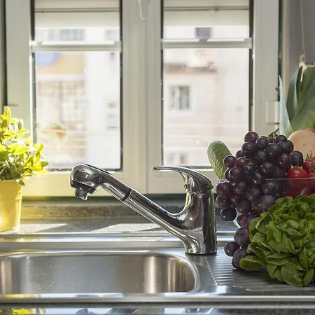 Apartment Romantic At Praca Das Flores